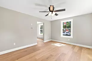 27 Chamberlain Ave, Brunswick, ME 04011 - Photo 3