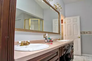 23 Orchard Cir, Lewiston, ME 04240 - Photo 9