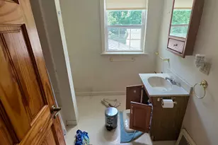 37 Chandler St, Houlton, ME 04730 - Photo 33
