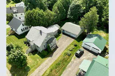 37 Chandler Street, Houlton, ME 04730 - Photo 9