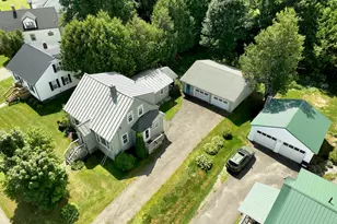 37 Chandler St, Houlton, ME 04730 - Photo 9