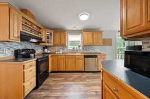 11 C St, Bangor, ME 04401 - Photo 9