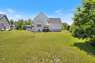1 Beacon Dr, Brunswick, ME 04011 - Photo 49