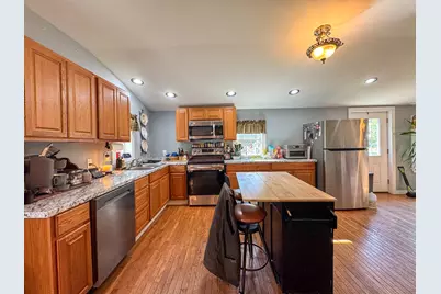 17 S Chester Road, Manchester, ME 04457 - Photo 7