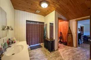 17 S Chester Rd, Manchester, ME 04457 - Photo 21