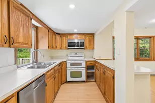 143 Summer St, Kennebunk, ME 04043 - Photo 3