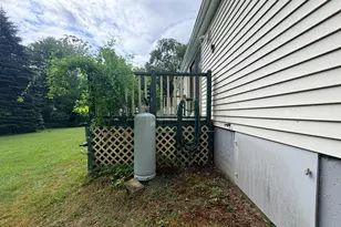 249 School St, Berwick, ME 03901 - Photo 9
