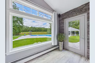 18 Charles Street, Manchester, ME 04351 - Photo 45