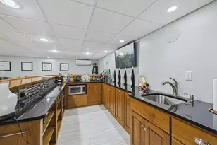 18 Charles St, Manchester, ME 04351 - Photo 63
