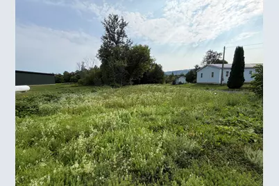 39 Silver Street, Mars Hill, ME 04758 - Photo 3