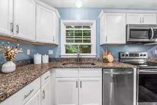 16 Finn Parker Rd, Gorham, ME 04038 - Photo 3