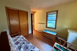 43 Edwards St, Lincoln, ME 04457 - Photo 17