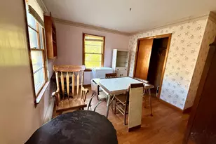 43 Edwards St, Lincoln, ME 04457 - Photo 5