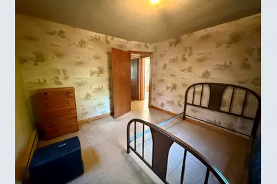 43 Edwards Street, Lincoln, ME 04457 - Photo 13