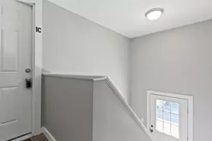 9 Cole St, South Portland, ME 04106 - Photo 7