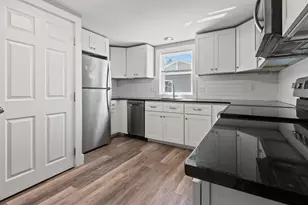 9 Cole St, South Portland, ME 04106 - Photo 9