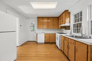 111 Mussey St, South Portland, ME 04106 - Photo 17