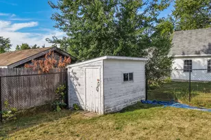 126 Thornton Rd, Bangor, ME 04401 - Photo 7
