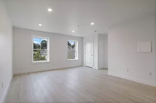 65 Dougherty Ct, Portland, ME 04102 - Photo 3