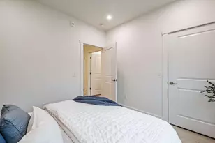 65 Dougherty Ct, Portland, ME 04102 - Photo 33