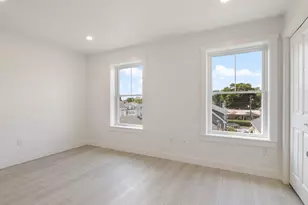 65 Dougherty Ct, Portland, ME 04102 - Photo 13