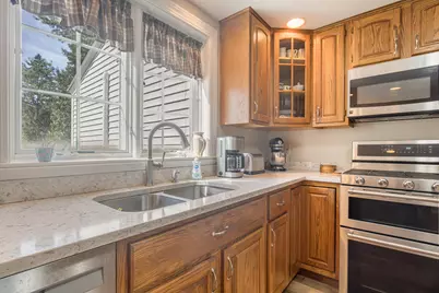 15 Walton Street, Westbrook, ME 04092 - Photo 9