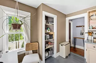 122 Camden St, Rockland, ME 04841 - Photo 9