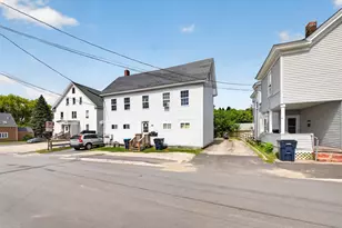 26 Elm St, Lewiston, ME 04240 - Photo 3