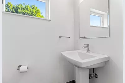 531 Westbrook Street #10, South Portland, ME 04106 - Photo 9