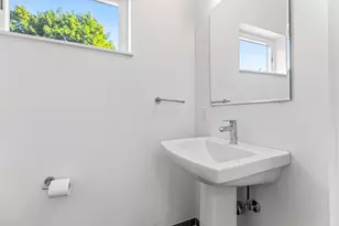 531 Westbrook St, South Portland, ME 04106 - Photo 9