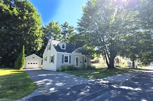 826 Somerset St, Rumford, ME 04276 - Photo 1