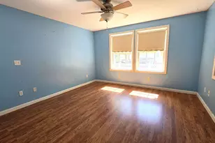 826 Somerset St, Rumford, ME 04276 - Photo 13
