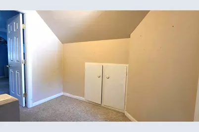 826 Somerset Street, Rumford, ME 04276 - Photo 17