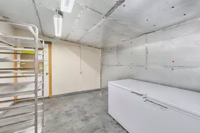 315 Commercial Street, Rockport, ME 04856 - Photo 69