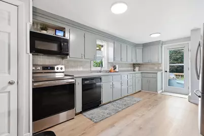 45 River Avenue, Gardiner, ME 04345 - Photo 5