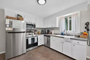 3 Villa Rd, Westbrook, ME 04092 - Photo 7