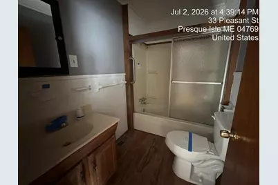 33 Pleasant Street, Presque Isle, ME 04769 - Photo 11