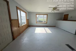 33 Pleasant St, Presque Isle, ME 04769 - Photo 9