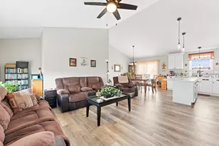 879 Blackstream Rd, Hermon, ME 04401 - Photo 27