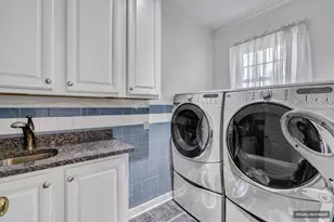 826 Broadway, Bangor, ME 04401 - Photo 45