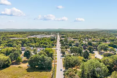 826 Broadway, Bangor, ME 04401 - Photo 19