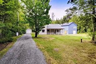 34 Lilly Dr, Newport, ME 04953 - Photo 1