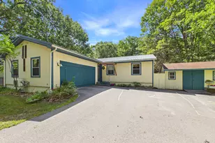 25 Range Rd, Brunswick, ME 04011 - Photo 1