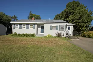 48 Beech St, East Millinocket, ME 04430 - Photo 3