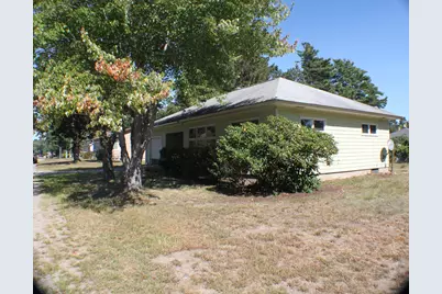 8 James Avenue, Sanford, ME 04073 - Photo 15