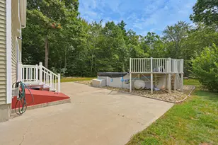 22 Lynx Ln, Berwick, ME 03901 - Photo 5