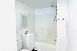 143 Oak St, Lewiston, ME 04240 - Photo 9
