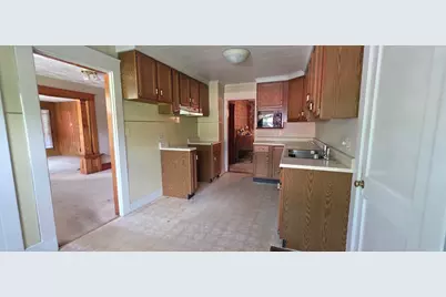 73 Elmwood Road, Auburn, ME 04210 - Photo 11