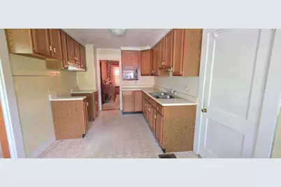 73 Elmwood Road, Auburn, ME 04210 - Photo 13
