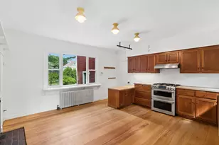 31 Winter St, Waterville, ME 04901 - Photo 5